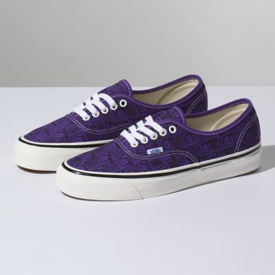 vans authentic 44 dx bright purple