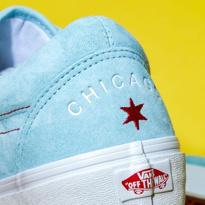 chicago old skool vans