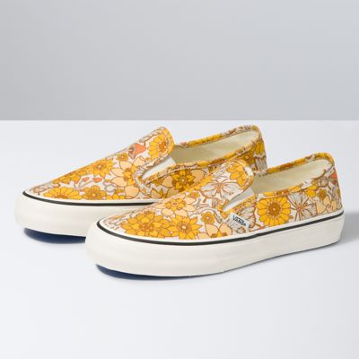 Trippy Floral Slip-On SF | Shop Womens Shoes At Vans