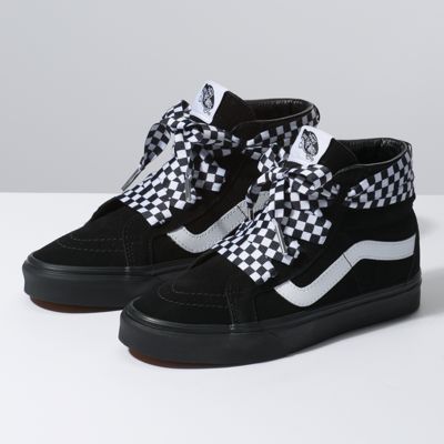 vans sk8 hi black laces