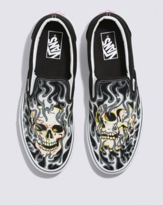 Vans Classic Slip-on Flame Skull Shoe(black/true White)