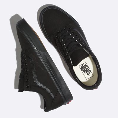 low top vans all black