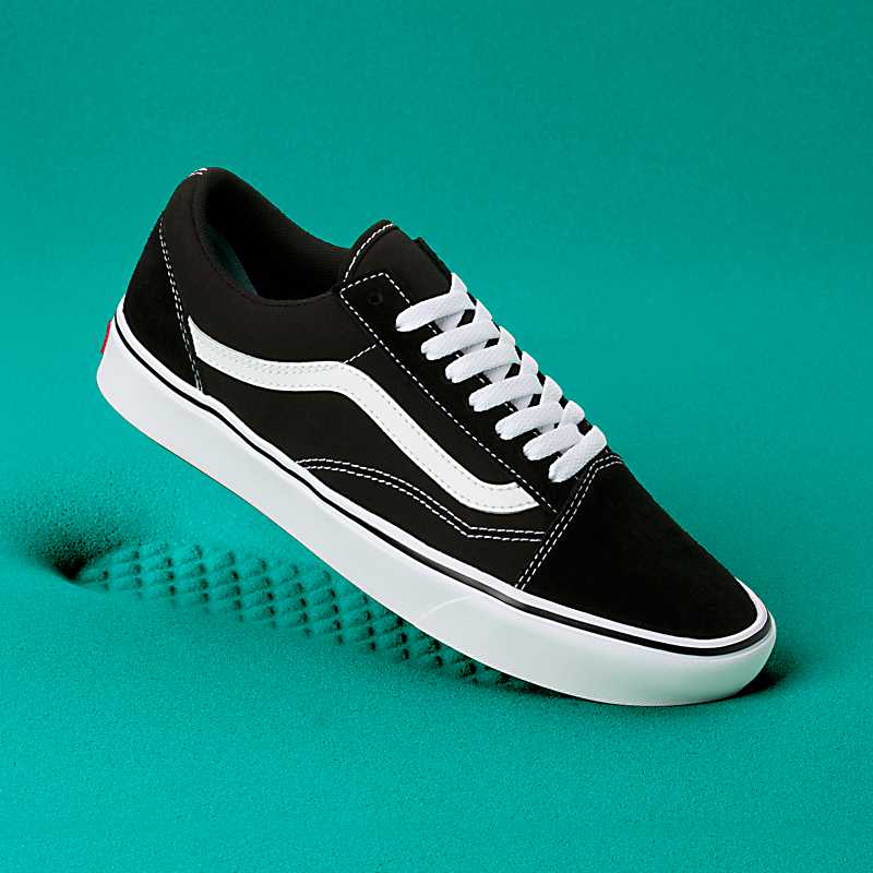 Vans | ComfyCush Skool Black/True White Shoe