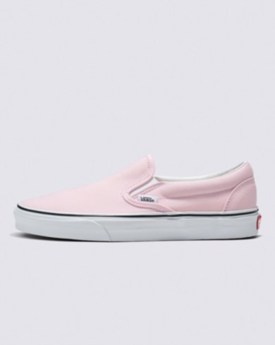 Say Yes To The Classic Vans Slip-onsAgain - The Mom Edit