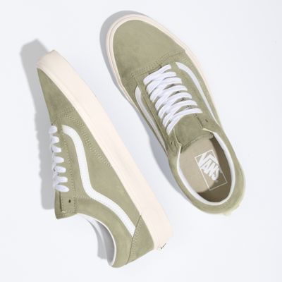 vans authentic green suede