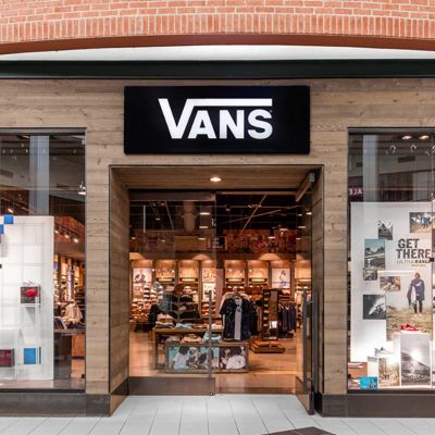 vans store in galleria