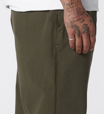 AUTHENTIC™ CHINO LOOSE