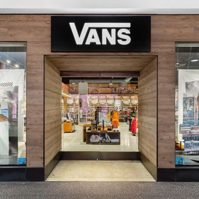 Vans store hot sale stockton ca