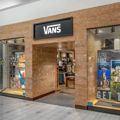 Vans 2025 valley mall