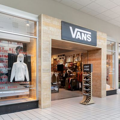 Vans Store - Northstar Mall in San Antonio, TX, 78216