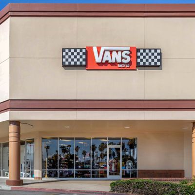 Vans outlet tustin outlet ave