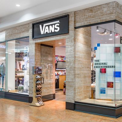 Rondsel vredig ten tweede Vans Store - Annapolis Mall in Annapolis, MD, 21401