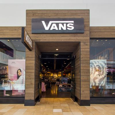 Vans store hotsell in cottonwood mall