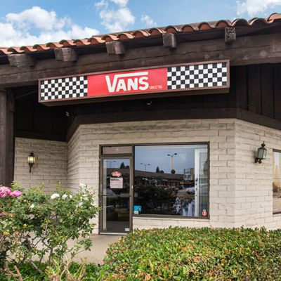 Vans deals store usa