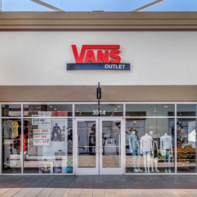 Vans Store Paragon Outlets in Livermore, CA, 94551