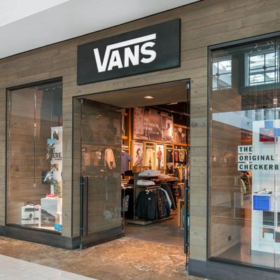 Vans - Shoes Vernon Hills, IL | USA387