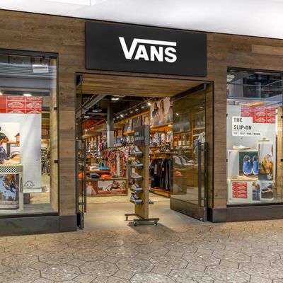 Vans Store in Farmington, CT