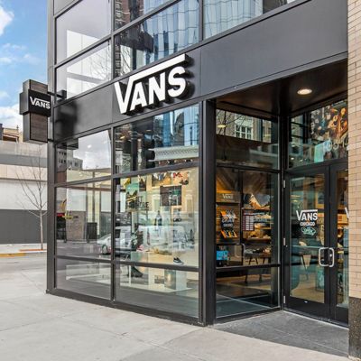 Vans store yonge outlet street