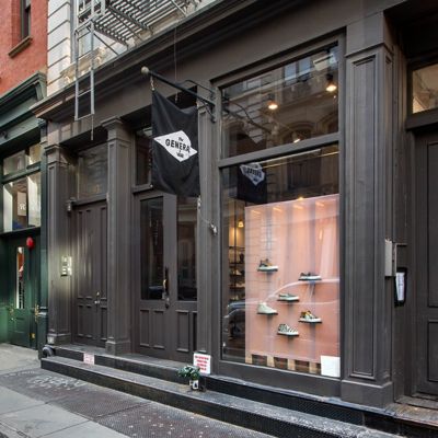 Vans cheap soho store