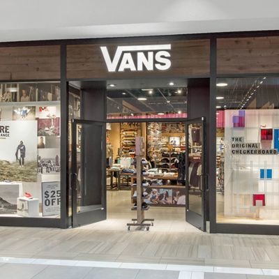 Vans store 2024 around me