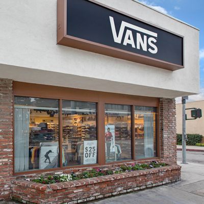Vans - in Angeles, CA | USA50