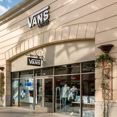 Vans outlet shop stores near me