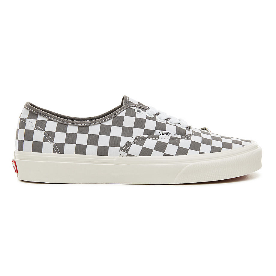VANS Chaussures Checkerboard Authentic ((checkerboard) Pewter/marshmallow) Femme Gris, Taille 34.5