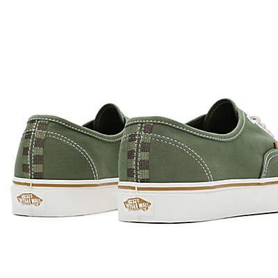 Authentic Embroidered Check Schuhe 6