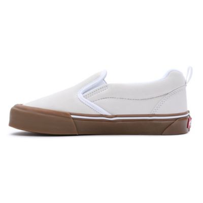 Slip on best sale fluffy vans