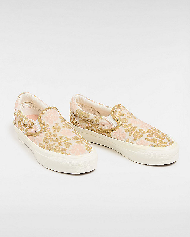 Slip-On Reissue 98 Groovy Floral Shoes 2