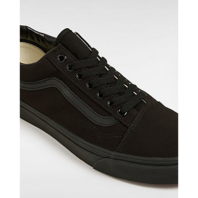 Old Skool Shoes | Black | Vans