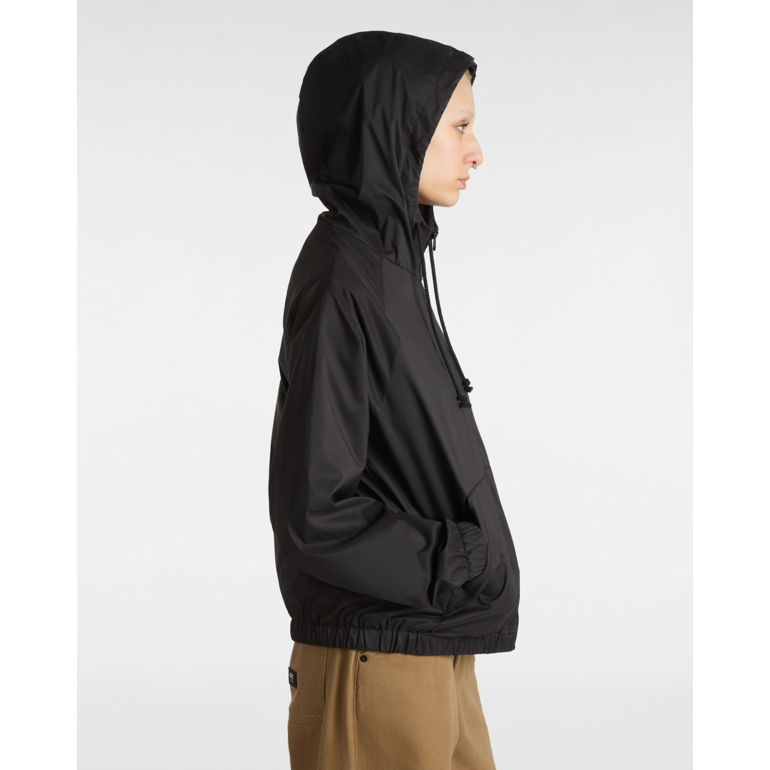 Vans alliance black on sale elongated windbreaker jacket