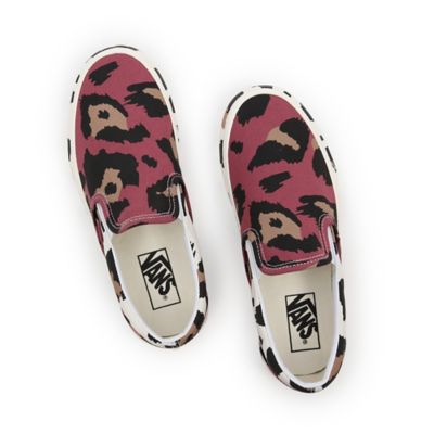 Leopard print best sale vans slip on