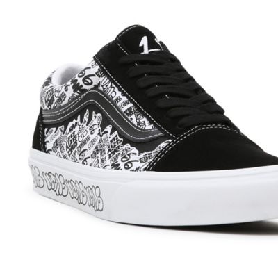 New black and on sale white vans