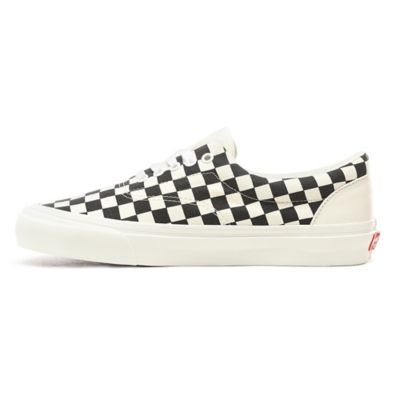 Podium slip store on vans