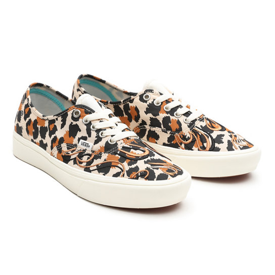Zapatillas Flame Embroidery ComfyCush Authentic | Vans