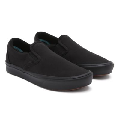 all black slip on vans mens