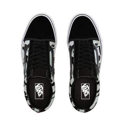 Vans best sale alien shoes