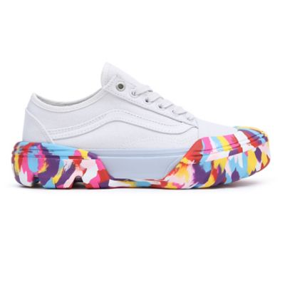 Vans old skool hot sale womens foot locker