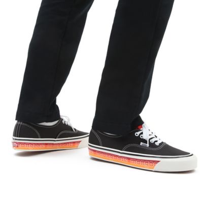 Vans black store authentic x trainers