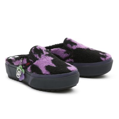 Fuzzy vans slip store ons