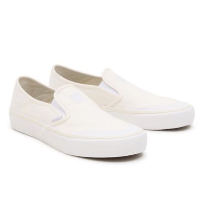 Vans x Wasted Talent Slip-On VR3 Shoes | White | Vans