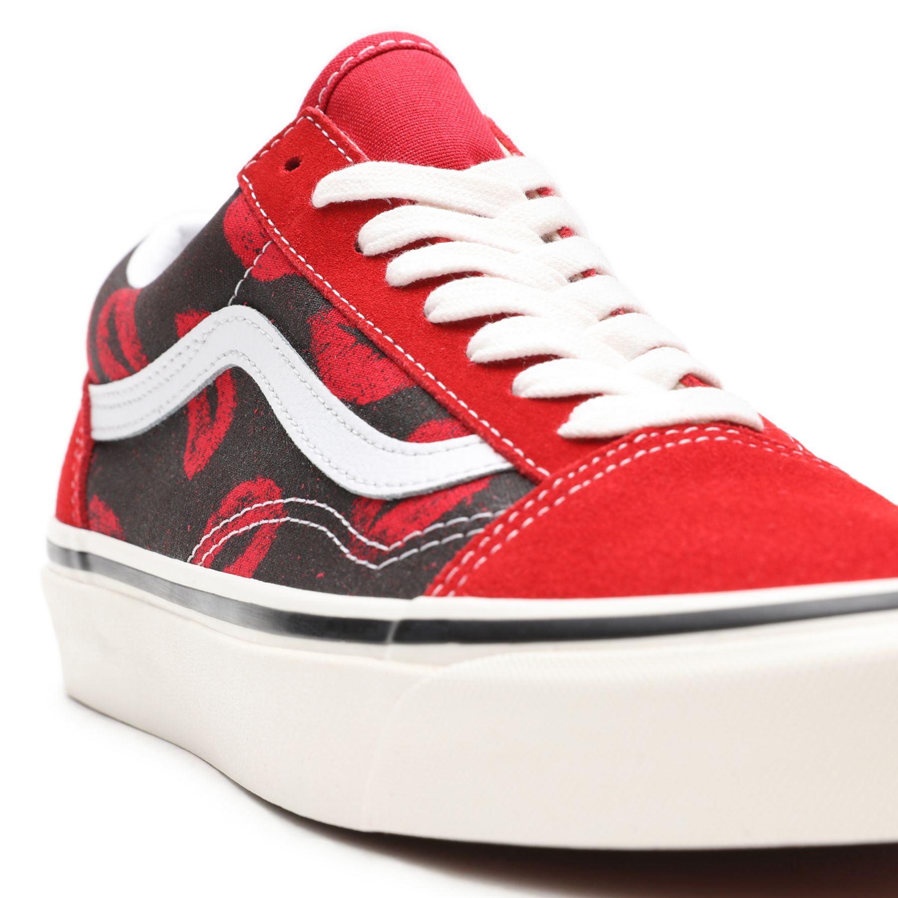 Vans old skool sales red stripe