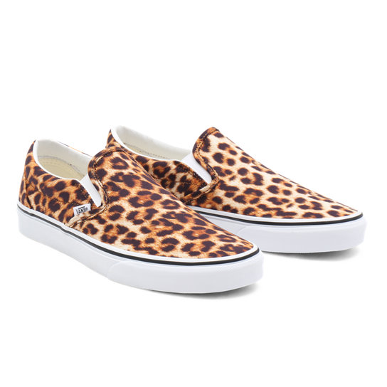 Leopard Classic Slip-On Shoes | Vans