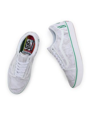 Vans white comfycush store old skool trainers