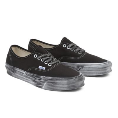 Vans vault store authentic black suede