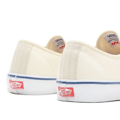 White deals skater vans