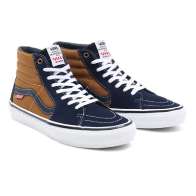 Skate Sk8-Hi Shoes | Brown | Vans