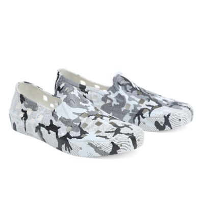 Womens camo slip on 2024 vans