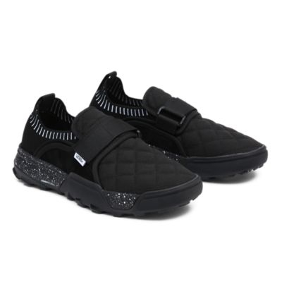Coast ComfyCush Shoes | Black | Vans